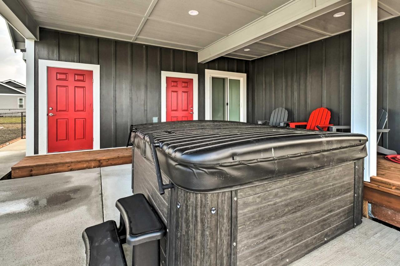Ocean Shores Getaway With Fireplace And Hot Tub! 外观 照片
