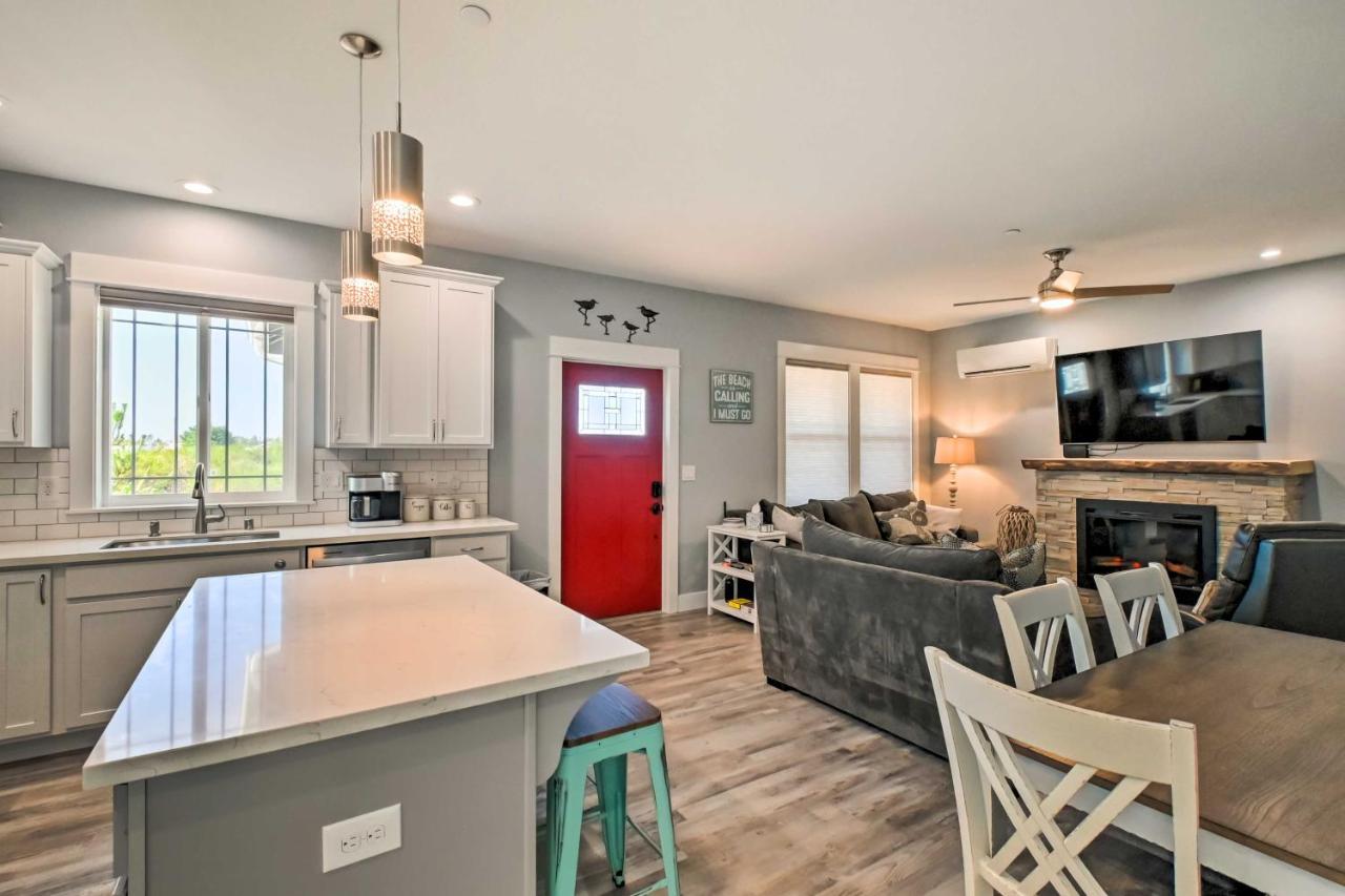 Ocean Shores Getaway With Fireplace And Hot Tub! 外观 照片