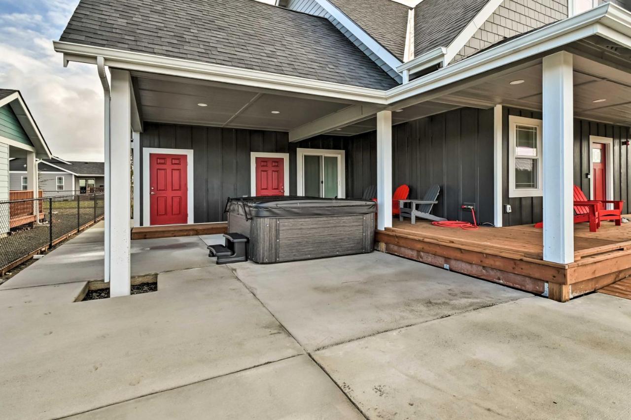Ocean Shores Getaway With Fireplace And Hot Tub! 外观 照片
